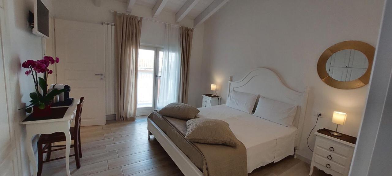 Casa Speri Bed & Breakfast Peschiera del Garda Bagian luar foto