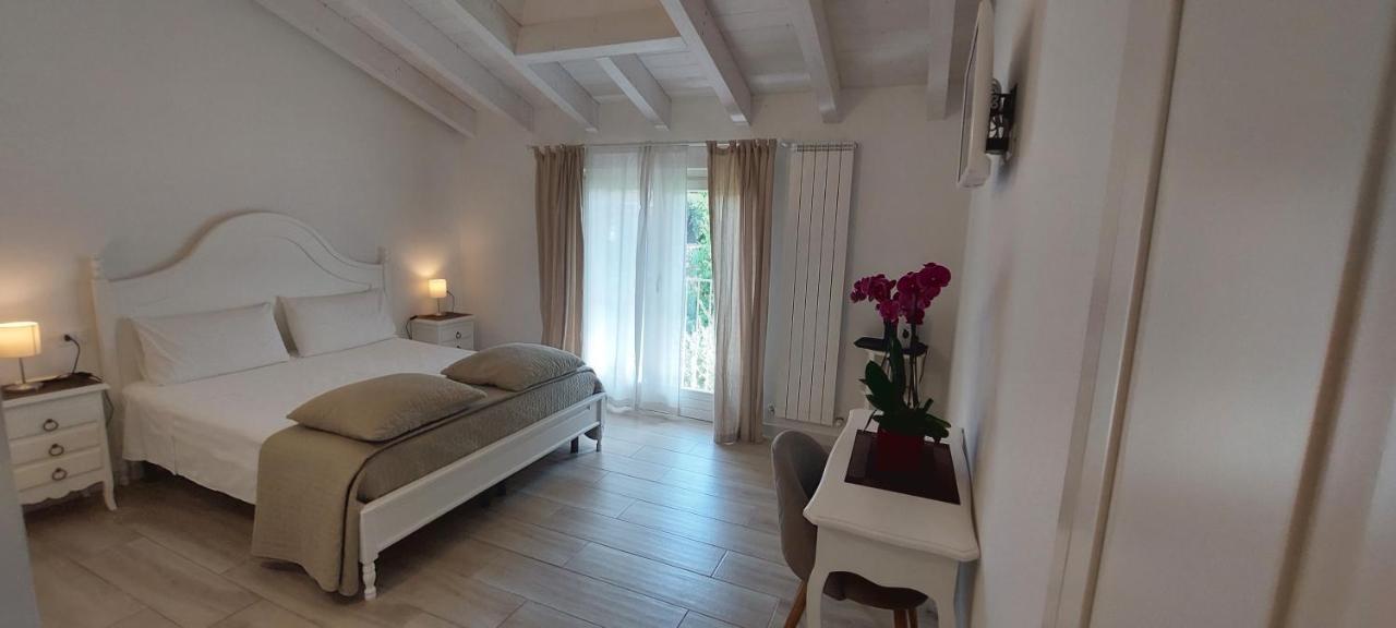 Casa Speri Bed & Breakfast Peschiera del Garda Bagian luar foto